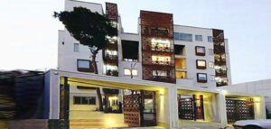 نمونه موردی مجتمع مسکونی ونک تهران