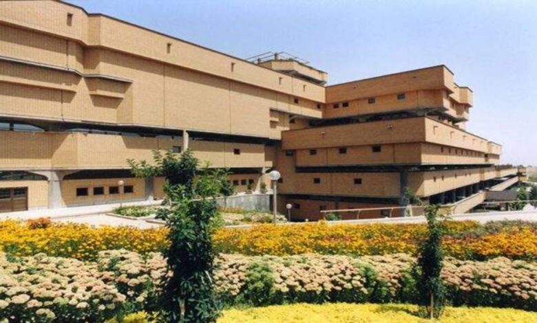 تحلیل نمونه موردی کتابخانه ملی ایران